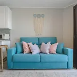 Cosy Seaview *